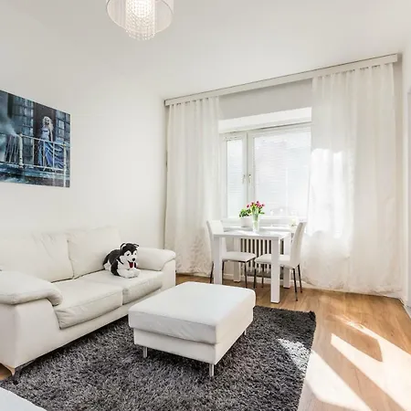 Go Happy Apartman *